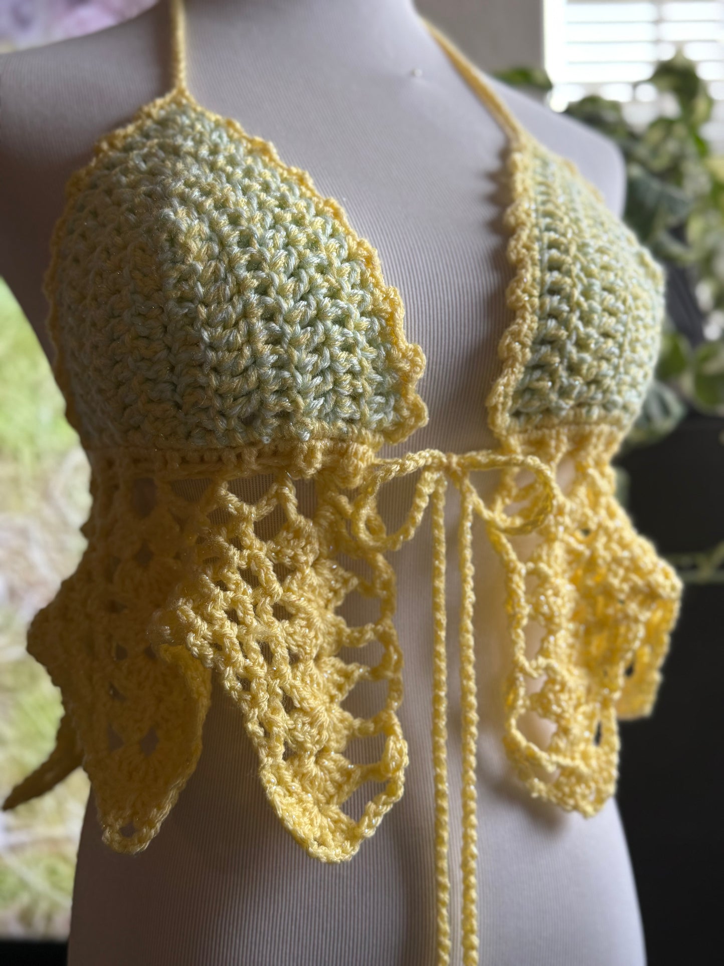 Twisted Pixie Top